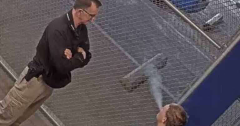 Oregon cop’s offer of a cigarette leads to a confession and a body: “Smokin’ and jokin'”